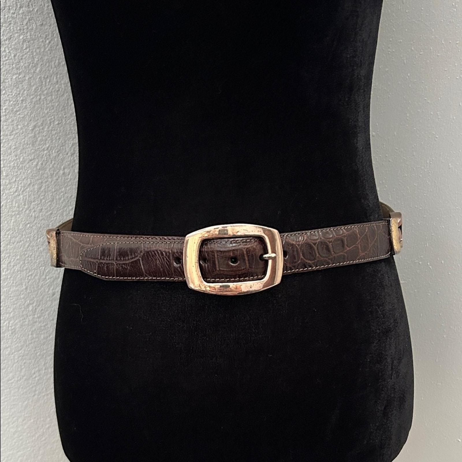 Vintage 90s Brown Crocodile Pattern Leather Belt Classic Style